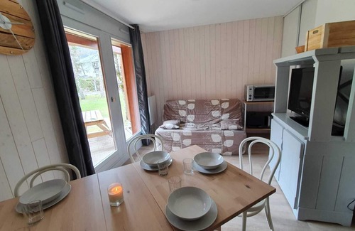 Les Contamines-Montjoie Apartment | 4 - 6 person apartment at the foot of the cable car