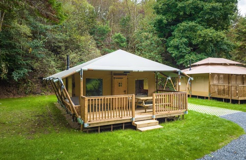 Neufchateau RV Rental | 4-6-person safari tent in the holiday park Landal Glamping Neufchâteau