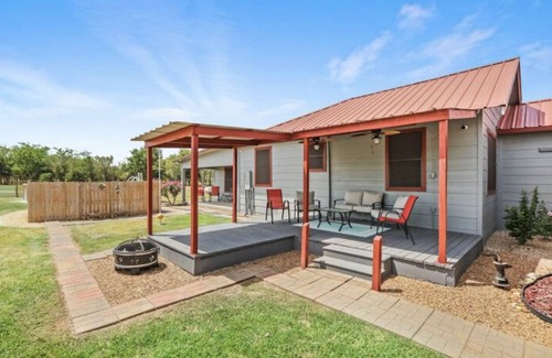 Hempstead House | 4.95 ac Country Home with pool, basketball/volleyball/soccer and more.