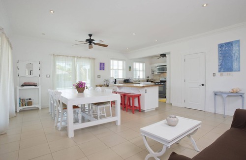 North Palmetto Point House | 4-Acre Estate on Banks Rd, House & Guest cottage, Pool, Calm Protected Beach