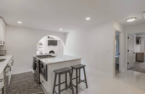 Blythewood House | 4 Acres, Professionals, King, 5 TVs, Fast Wi-Fi