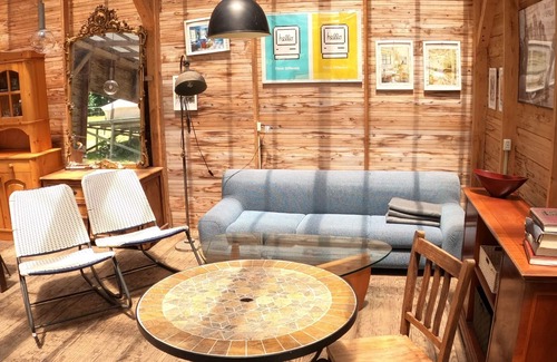 Isumi RV Rental | 4 adults private toilet and shower breakfast b/Isumi City Chiba