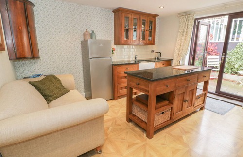 Penmachno Cottage | 4 ARTHUR TERRACE, pet friendly, with open fire in Penmachno