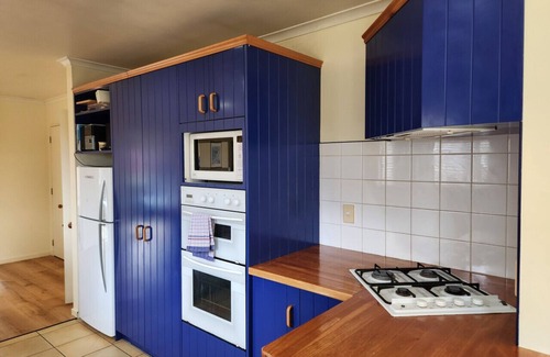 Waipahihi Apartment | 4 Astelia Way, Taupo