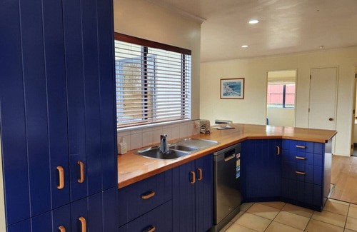 Waipahihi Apartment | 4 Astelia Way, Taupo