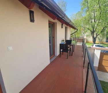 Szeged Apartment | 4 Basa Bungalow