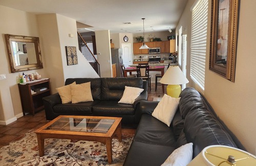 San Tan Valley House | 4 Bdrm 2.5 baths, private pool and spa, Putting Green, on the Golf Course!