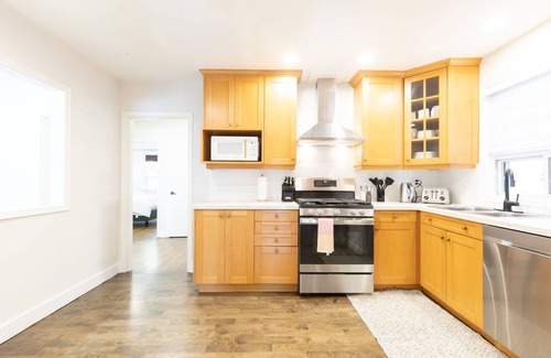 Willowdale House | 4 Bdrm/4 Bath Home with Spa Room near Yonge&Finch
