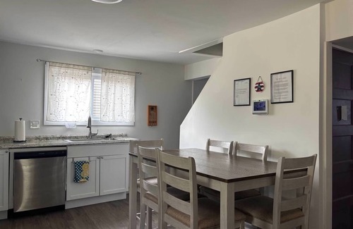 Lake City House | 4 bdrm home by the beach, downtown, boating, golf, ice fishing and pet friendly