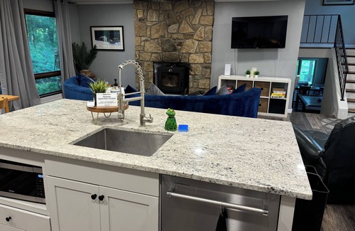 Parker Ford House | 4 bed 2 bath,remodeled, private home in historic Chester Springs, Pet friendly.