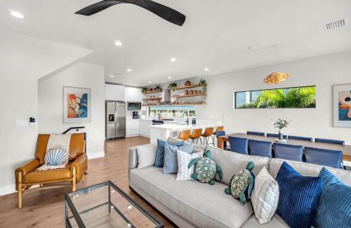 Indian Rocks Beach House | 4 Bed 3 Bath, Pool Table, Heated Pool, Walk2beach