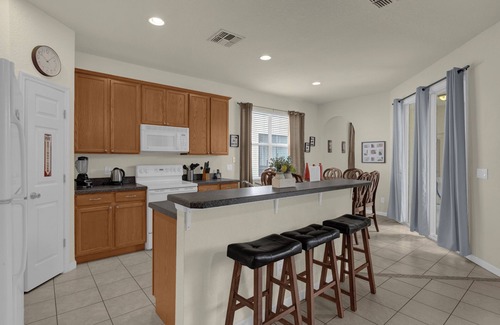 Kissimmee House | 4 Bed 3 Bath South Facing Pool Home with Spa 4986TV