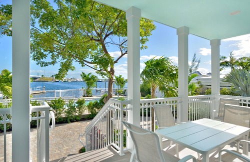 Meadows Condo | 4-Bed, 3-Bath Waterfront Condo at Bayfront Suites & Marina - NO CLEANING FEE