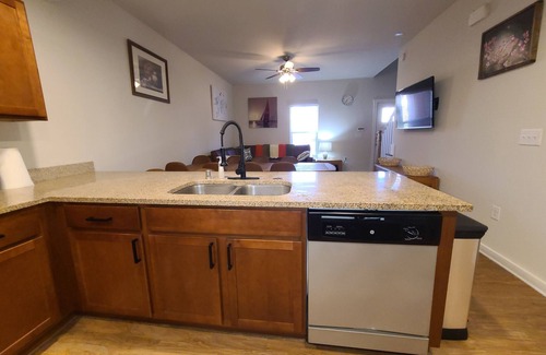 Albuquerque House | 4 bed/4 bath Home for Families, Teams, Coworkers - Pool, Spa, Hot Tub, Offices