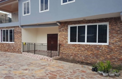 Aiyimensa House | 4 bed 4 bath house with beautiful mountain view!