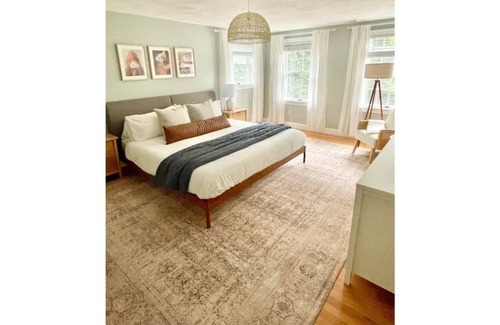 Beverly House | 4 Bed, 4 Bath - Month Rentals - Hot Tub, Gym, Fireplace, Private Yard