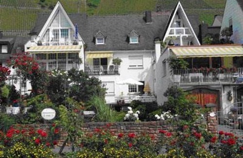 Neef Apartment | 4-bed apartment, Cornflower - Scheid, Edith