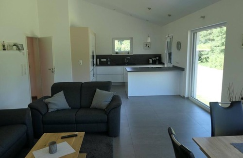Hartlingen Apartment | 4 bed apartment Elbbachblick - Ferienwohnungen Hof Elbbachtal