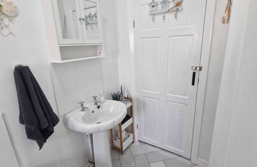 Crawshaw Booth Cottage | 4 bed charming, Family-friendly cottage, built in 1694