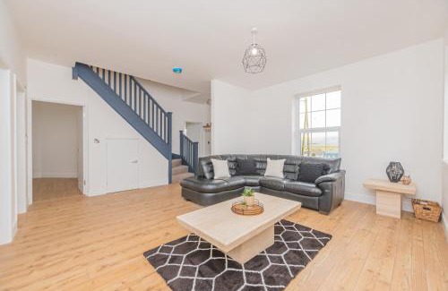 Bannockburn House | 4 Bed cottage with Hot tub