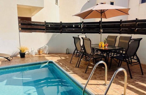 Alethriko Villa | 4 bed detached villa with private pool