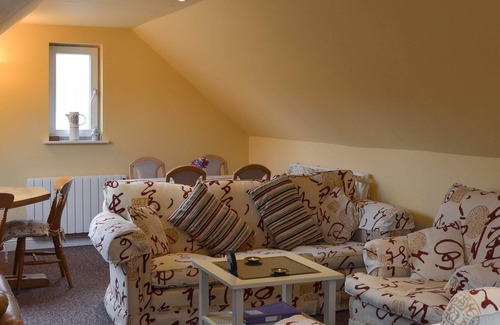 Malltraeth Cottage | 4 bedroom accommodation in Gwalchmai near Llangefni