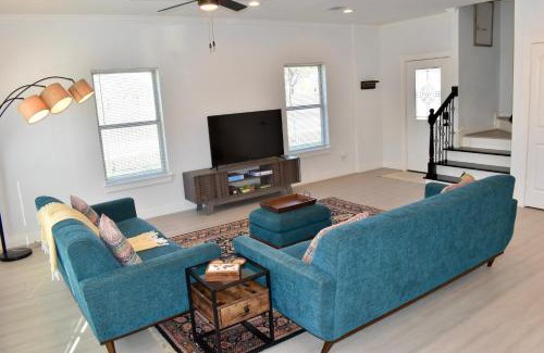 Northeast Houston House | 4-Bed Home, Prime Houston Location