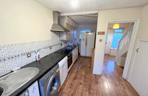 Sutton North House | 4-Bed House in South London