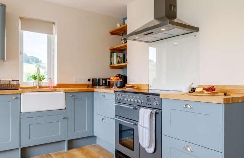 Alsop en le Dale House | 4 Bed in Alsop-En-Le-Dale 88935
