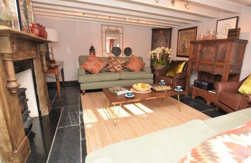 Dorchester House | 4 Bed in Dorchester 56025