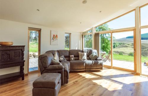 Grantown-on-Spey House | 4 Bed in Grantown on Spey CA027