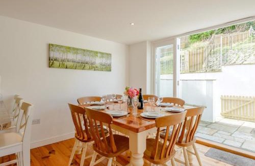 West Lulworth House | 4 bed in Lulworth CHRIC