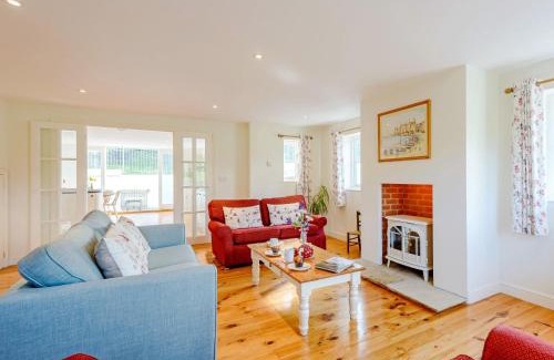 West Lulworth House | 4 bed in Lulworth CHRIC