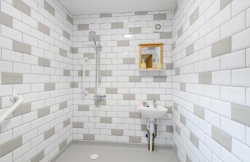 Mablethorpe House | 4 Bed in Mablethorpe 78453