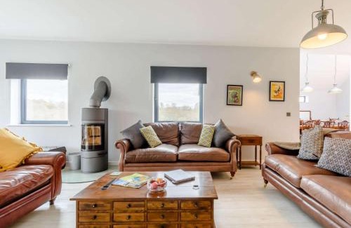 Maresfield House | 4 Bed in Maresfield 56696