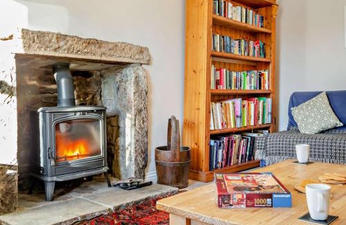 Wearhead House | 4 Bed in Wearhead 93527