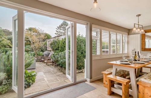 West Bexington House | 4 Bed in West Bexington DC149