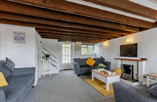 Westleigh House | 4 Bed in Westward Ho 46838