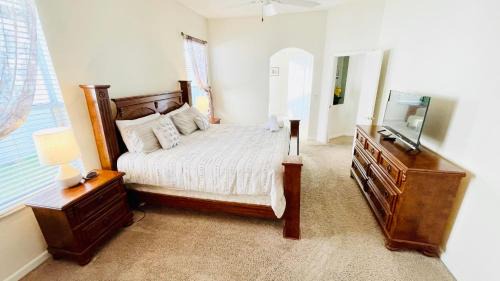 Highlands Reserve House | 4 Bed Pool Home On Golf Community