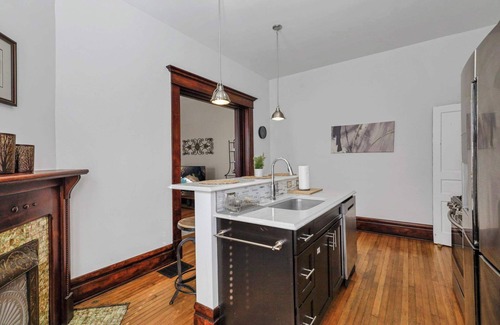 Victorian Village House | 4 Bed Townhome near Goodale Park