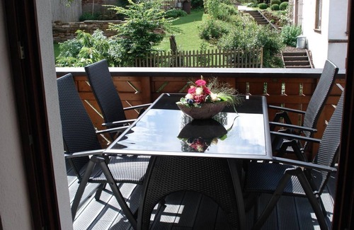 Steffeln Apartment | 4-bed vacation apartment Sonnenblick - Eifelferienhaus Miro