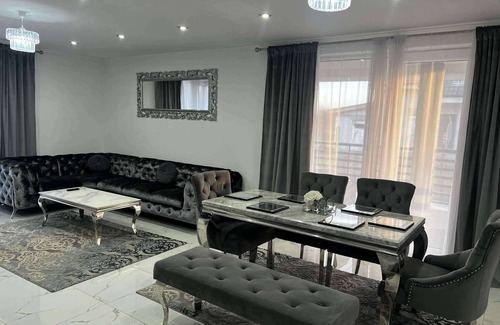 Cana Villa | 4-Bed Villa Retreat - Bbq, Garden & Stunning Views