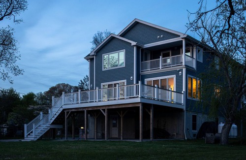 Center Moriches House | 4 Bed Waterfront house w/private dock on the Moriches Bay. Sleeps 8 comfortably.