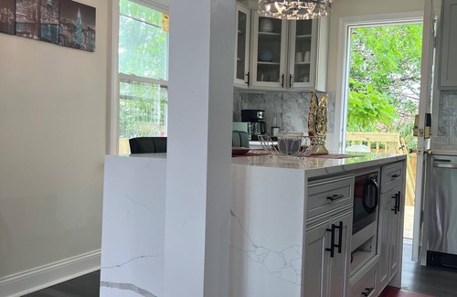Fairmount Heights House | 4-bedrm home, Fairmount Heights, WiFi, Fenced back yard 5 min to DC Capitol Hill