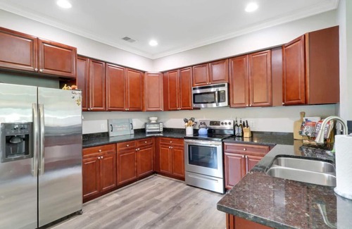 Burton Apartment | 4-bedroom 2.5 bath cozy house in charming Beaufort 15 min from MCRD PI/Donwtown