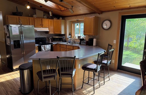 Tomahawk House | 4 bedroom, 2 bath on Lake Mohawksin in Tomahawk