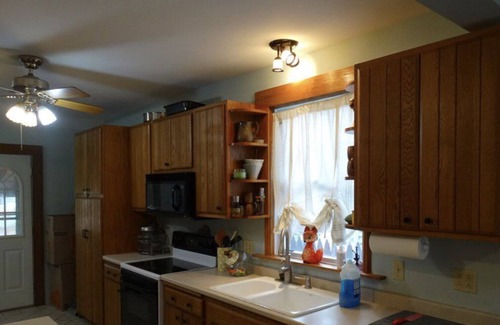 Riverside House | 4 Bedroom, 2 bath. Sleeps 4-6. Great location for finger lakes/Corning vacation.