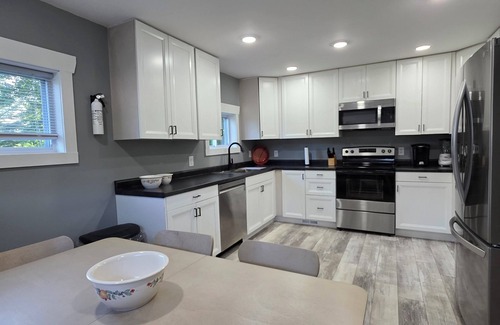 Beulah House | 4-bedroom, 2 full bath home centrally located in beautiful Benzie County