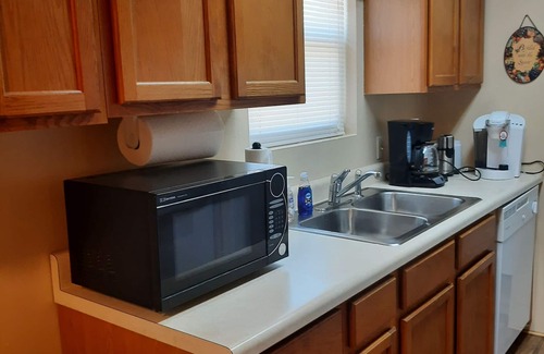 Skiatook House | 4 Bedroom-2 Full BathsnClose to lake - 20 min to airport