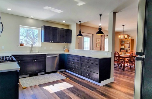 Richland Center House | 4 Bedroom, 3 bath home with panoramic ridgetop views